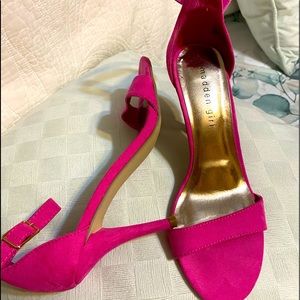 Hot pink size 7 Madden Girl